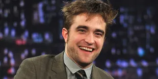 Robert Pattinson Main Mata Dengan Istri Rupert Sanders?