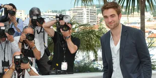 Robert Pattinson Tertarik Pada Gadis Yang Percaya Diri!