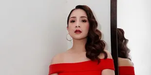 Rok Hitam Sederhana Nagita Slavina Harganya Hingga Rp83 Juta, Netizen Bilang Takbir