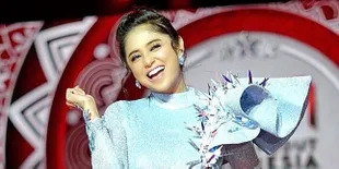 Rumah Baru Diteror Hingga Kaca Berantakan, Dewi Perssik Masih Mencoba Berpikir Positif