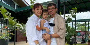 Rumah Tangga Terjaga Harmonis, Ternyata Ini Rahasia Poppy Sovia dan Suami
