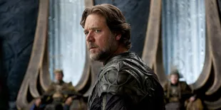 Russell Crowe Tak Diajak Dalam Proyek 'SUPERMAN VS BATMAN'