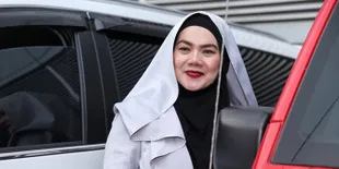 Saat Jennifer Dunn dan Faisal Haris Nikah, Sarita Liburan Bersama Anak