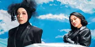 Saat Merintis Karier di Jakarta, Melly Goeslaw Akui Sempat Nebeng Hidup Bareng Almarhumah Nike Ardilla