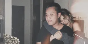 Sahabat Sebut Awkarin Penyebab Depresi dan Kematian Oka Mahendra