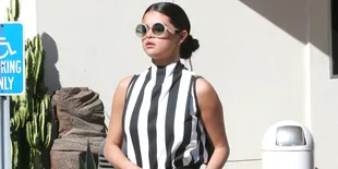 Saingi Justin Bieber, Selena Gomez Juga Ganti Gaya