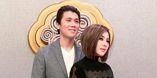 Saking Cintanya dengan Syahrini, Tetesan Keringat Reino Barack Setelah Olahraga Membentuk Huruf 'S'