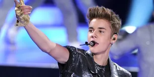 Salah Tulis di Instagram, Justin Bieber Gagal Tampak Keren