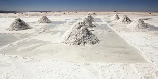Salar De Uyuni, Dataran Garam Terbesar di Dunia