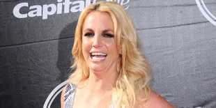Sam Asghari Ulang Tahun, Britney Spears Posting Foto Bersama