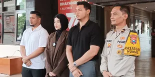 Sambil Menangis, Aghnia Punjabi Mengaku Tak Bisa Maafkan Suster yang Aniaya Anaknya