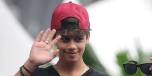 Sambutan Meriah, Harris J Kagum Dengan Penggemarnya di Indonesia