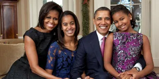 Sampaikan Pidato Perpisahan Presiden, Barack Obama Menangis
