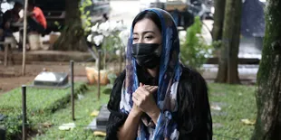 Sang Adik Ungkap Keinginan Mendiang Julia Perez, Belum Bisa Terwujud Karena Pandemi Covid-19