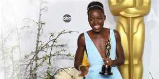 'Sang Budak' Lupita Nyong'o Menjadi Aktris Terbaik