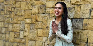 Sara Ali Khan Buka Suara Tentang Perceraian Saif Ali Khan dan Amrita Singh