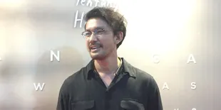 Satu Dekade Berkarya, Rio Dewanto Dapat Hadiah Paling Berkesan