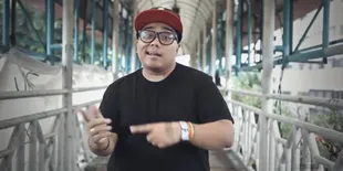 Saykoji Sampaikan Presiden Impian Lewat Karya