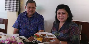 Potret SBY - Ani Yudhoyono 15 Tahun Lalu, Romantis Mesra!