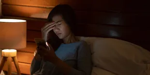 Scrolling Nonstop 24/7, Gen Z Wajib Tahu Efeknya ke Otot dan Postur Tubuh