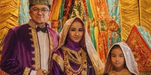 Se-kepo Apa Kamu Dengan Laudya Cynthia Bella - Engku Emran? Cek di Sini Yuk!