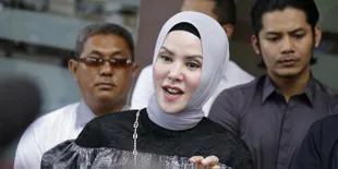 Sebelum Aksi Penggerebekan, Angel Lelga Mengaku Dapat Ancaman Dari Vicky Prasetyo
