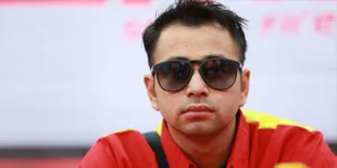 Sebelum Ke Eropa, Raffi Ahmad Kunjungi Makam Olga Syahputra