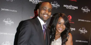 Sebelum Koma, Bobbi Kristina Diracuni Oleh Pacar?
