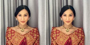 Sebut Dirinya 'Mrs', Dena Rachman Sudah Nikah Bulan Juni Lalu?