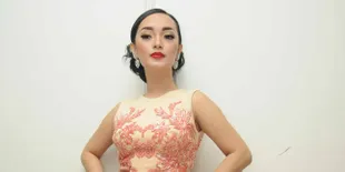 Sebut Lambang Sila ke-5 Bebek Nungging, Zaskia Gotik Minta Maaf