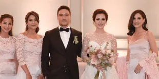 Sedang di Pesawat, Raisa - Hamish Daud Berangkat Bulan Madu?