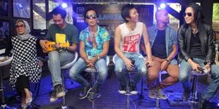 Selain Bunda Iffet, Wanita Ini Berjasa Besar Dalam Karir Slank