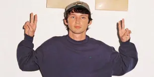 Selain Lagu 'Angel Baby', Ini 5 Lagu Rekomendasi Troye Sivan yang Wajib Kamu Dengerin!