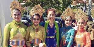 Selain Main 'Yong Pal', Yannie Kim Tularkan Budaya Indonesia Loh