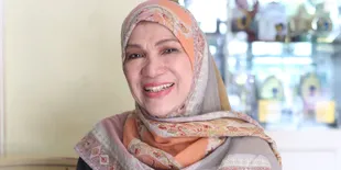 Selain Raffi Ahmad, Dorce Gamalama Mengaku Ingin Jadi Sopir Jokowi