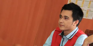 Selama di Penjara, Eza Gionino Rajin Salat