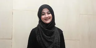 Sempat Terjebak Api, Istri dan Anak Uje Selamat Dari Kebakaran