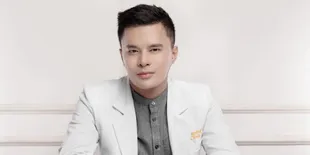 Selebgram Sekaligus Dokter Tampan Ini Bagikan Tips untuk Jaga Kesehatan Wajah bagi Laki-Laki