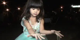 Semakin Aktif Safeea Dijaga Dua Baby Sitter