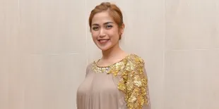 Sengaja Bikin Kue Buat Ludwig, Ini Alasan Jessica Iskandar