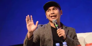 Seperti Mukjizat, Raditya Dika Ingin Pernikahannya Menginspirasi Para Jomblo