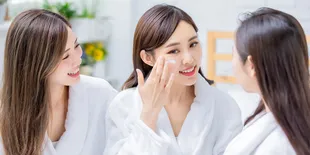 Sering Dianggap Sama, Ternyata Ritual Skincare Pagi dan Malam Punya Fungsi Berbeda, KLovers!