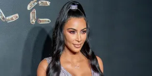 Sering Dikira Operasi Plastik, Ini Pengakuan Kim Kardashian