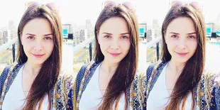 Serius 'Bertapa' di Depan Dewa, Selin Sezgin Secantik Sang Dewi