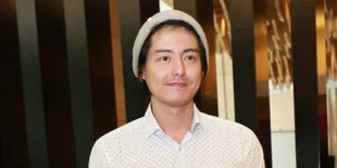 Setiap Adzan Berkumandang, Roger Danuarta Langsung Bergegas ke Masjid