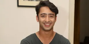 Shaheer Sheikh Rayakan Hari Raya Idul Adha Bareng Cowok Ganteng