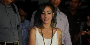 Sheila Marcia 4 Bulan Pisah Ranjang & 2 Bulan Tak Bertemu Suami