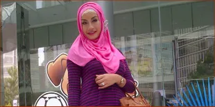 Shinta Bachir Putuskan Berhijab Karena Sang Suami