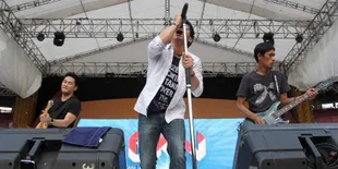 Siang Ini NOAH Check Sound  Bareng Reza Artamevira