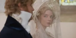 Siap-siap Baper, Inilah Sederet Film Romansa Yang Diadaptasi Dari Novel Terkenal Karya Jane Austen!